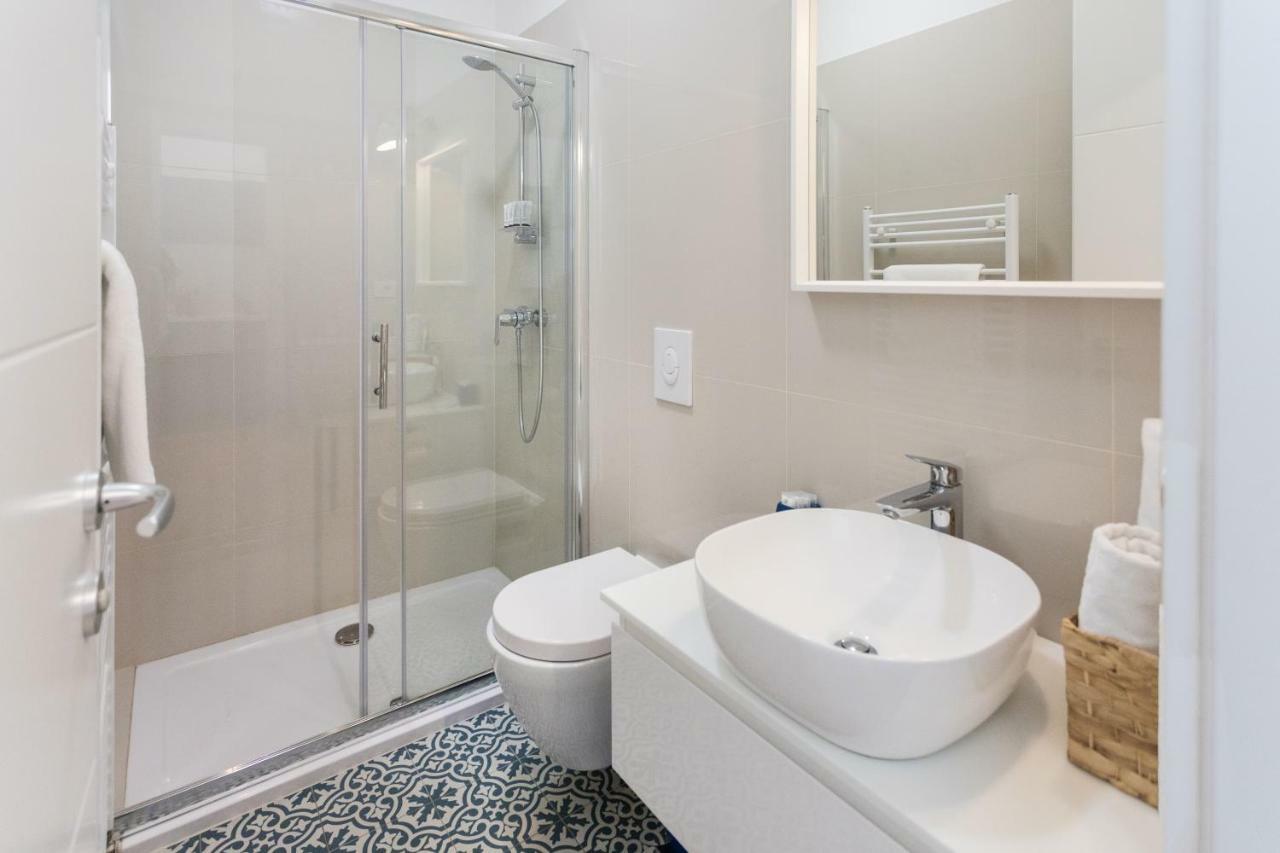 Studio Apartments Near Park Zrinjevac Zagreb Bagian luar foto